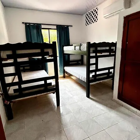 Casa Naty Crespo