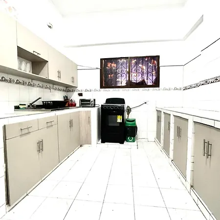 Casa Naty Crespo *
